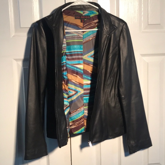 VIA SPIGA ZIP DOWN LEATHER BLACK JACKET -EUC - Picture 5 of 6